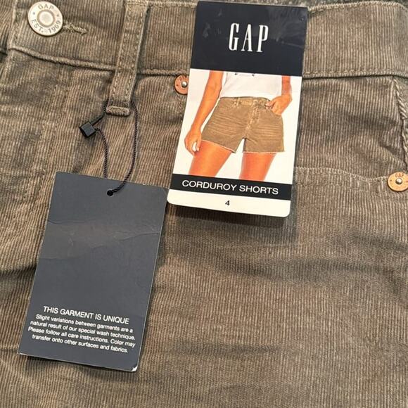 GAP OLIVE GREEN CORDUROY SHORTS FRAYED HEM SIZE 4 - Picture 4 of 10